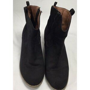 Gap Size 8 Black Suede Boots